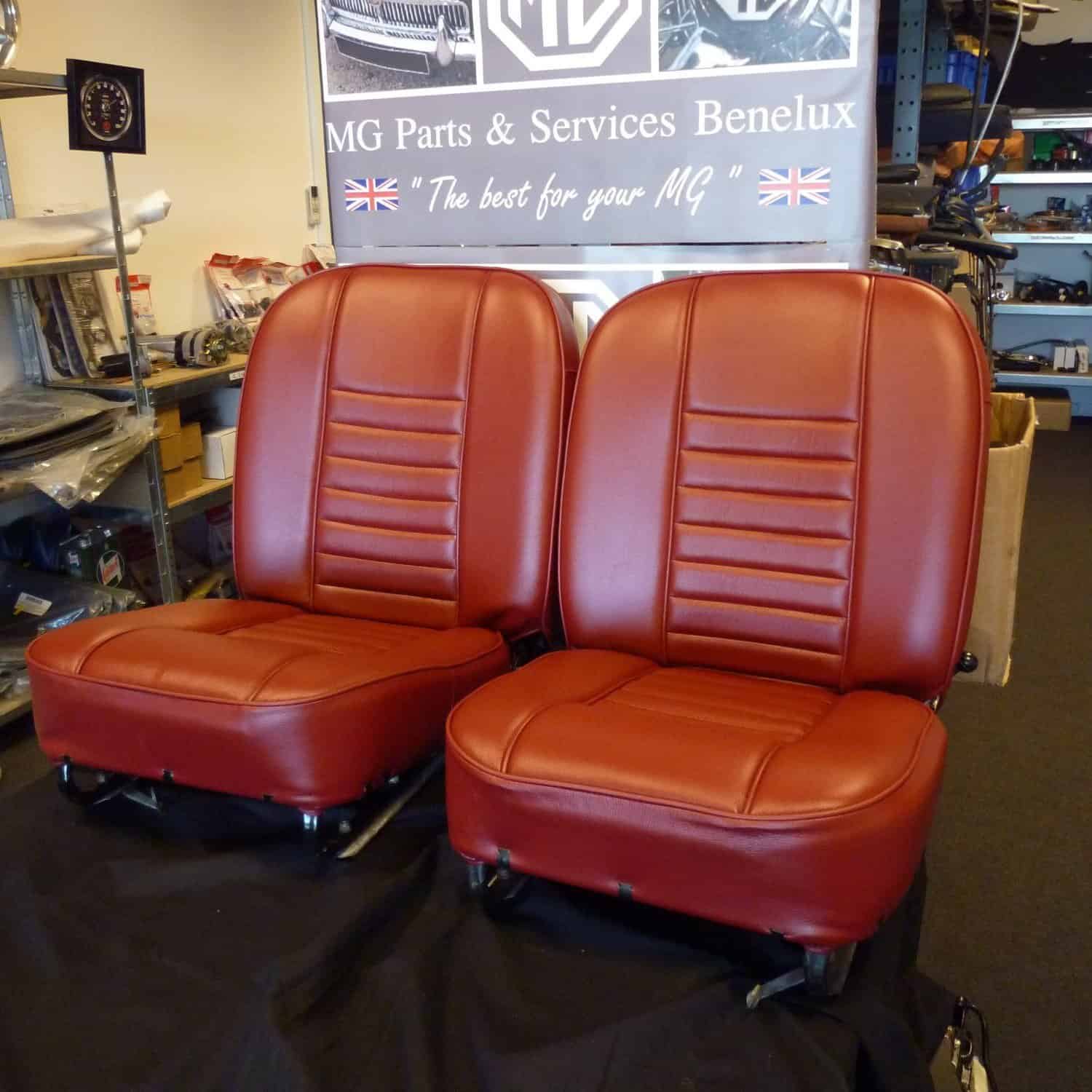 Exemple Définir chaises en cuir rouge 69-style Exemple Définir chaises en cuir rouge 69-style