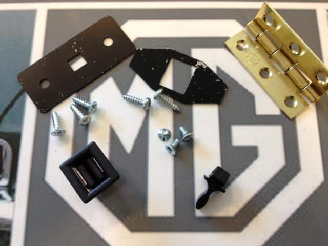 midconsole-repairkit_640x480.jpg midconsole-repairkit_640x480.jpg