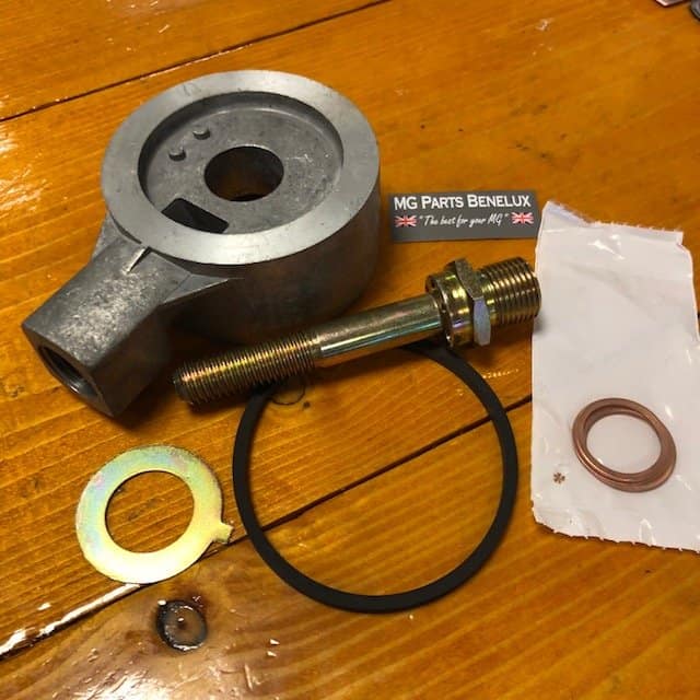 Conversion du filtre à huile MGA/MGB MG Parts Benelux